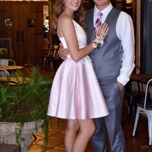 Light pink cocktail dress size 4
